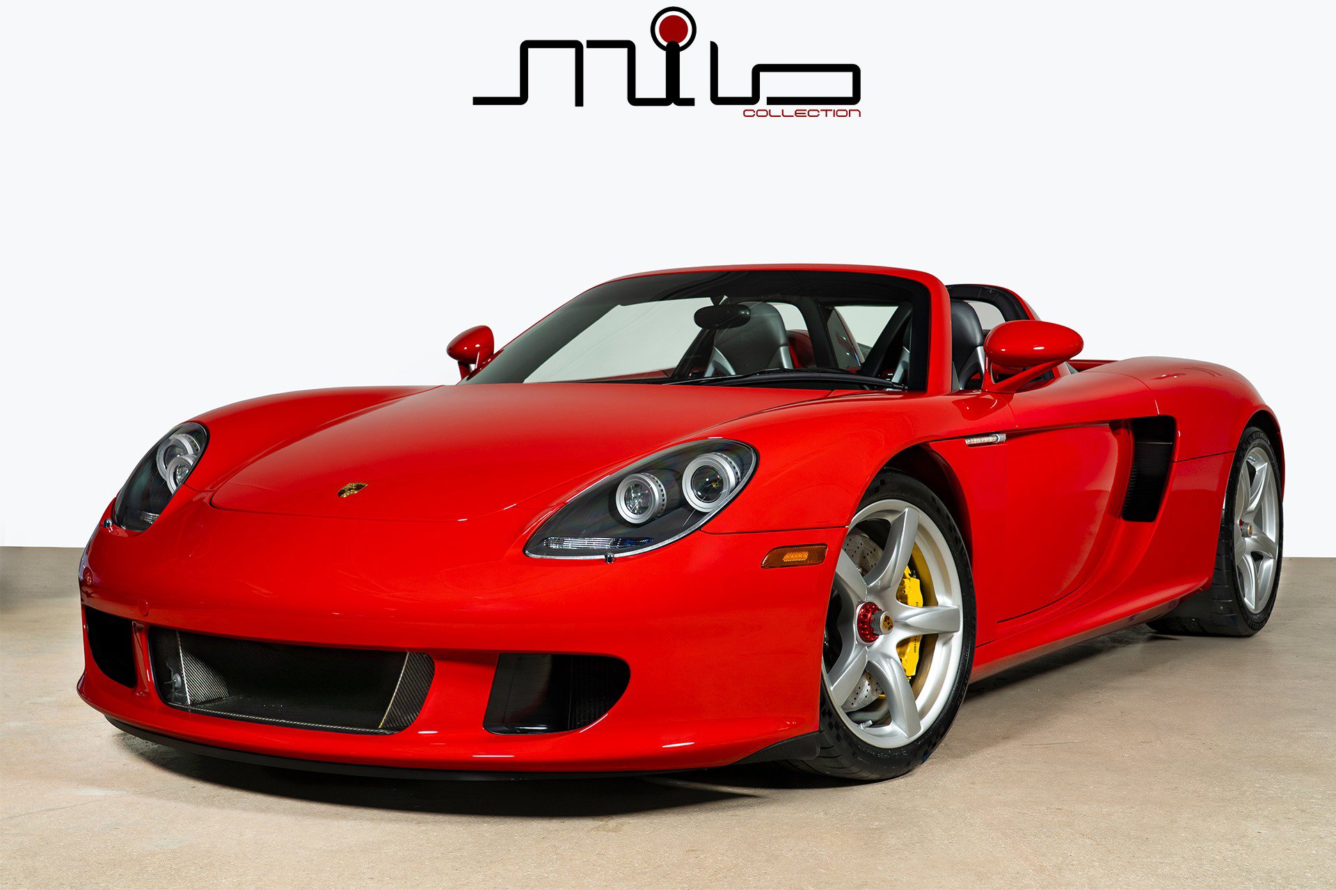 Used 2004 Porsche Carrera GT RWD image 1