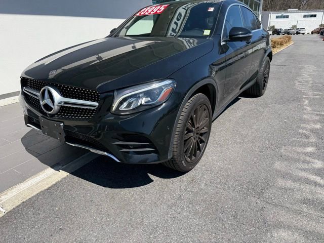 Used 2018 Mercedes-Benz GLC 300 4MATIC Coupe image 2