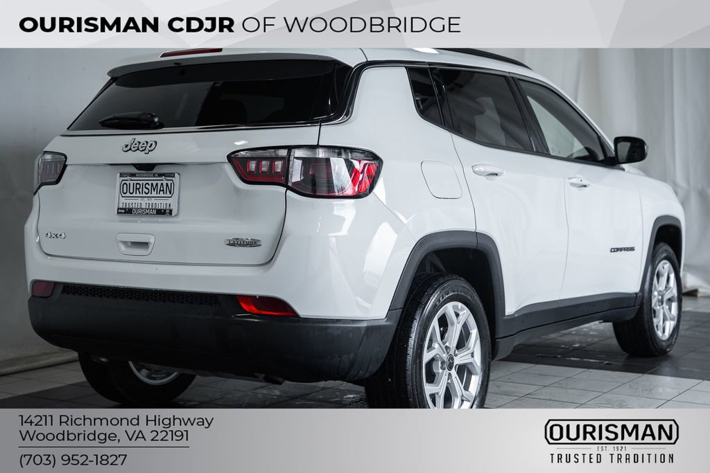 Certified 2025 Jeep Compass Latitude w/ Sun & Sound Group image 5