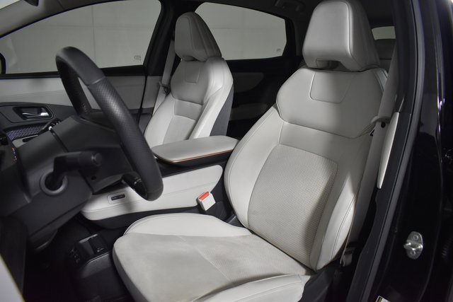 Certified 2023 Nissan Ariya AWD image 10
