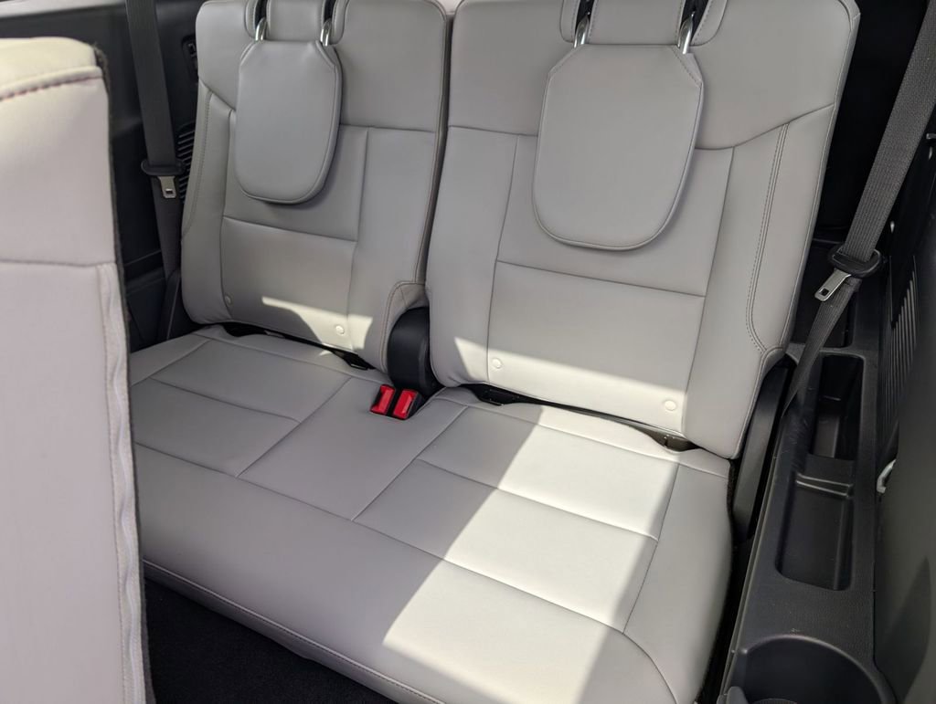 New 2025 Ford Explorer Active w/ Active Comfort Package image 49