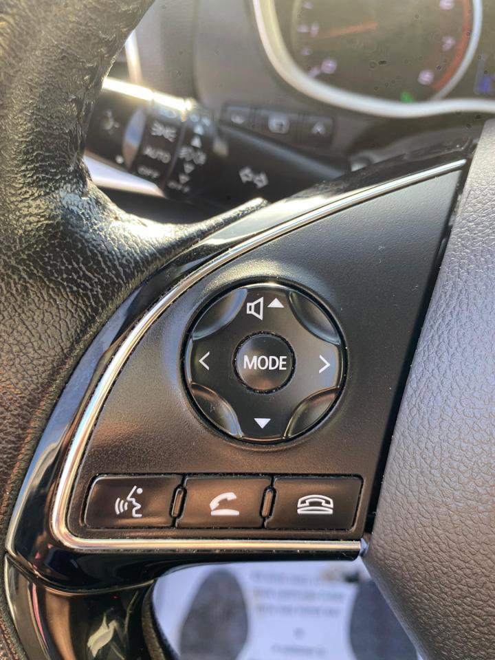 Used 2018 Mitsubishi Eclipse Cross SEL AWD/4WD image 21