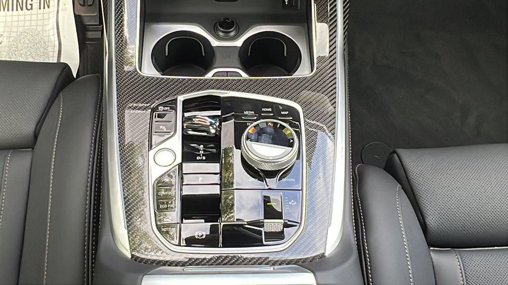 New 2027 BMW X7 M60i AWD/4WD image 15
