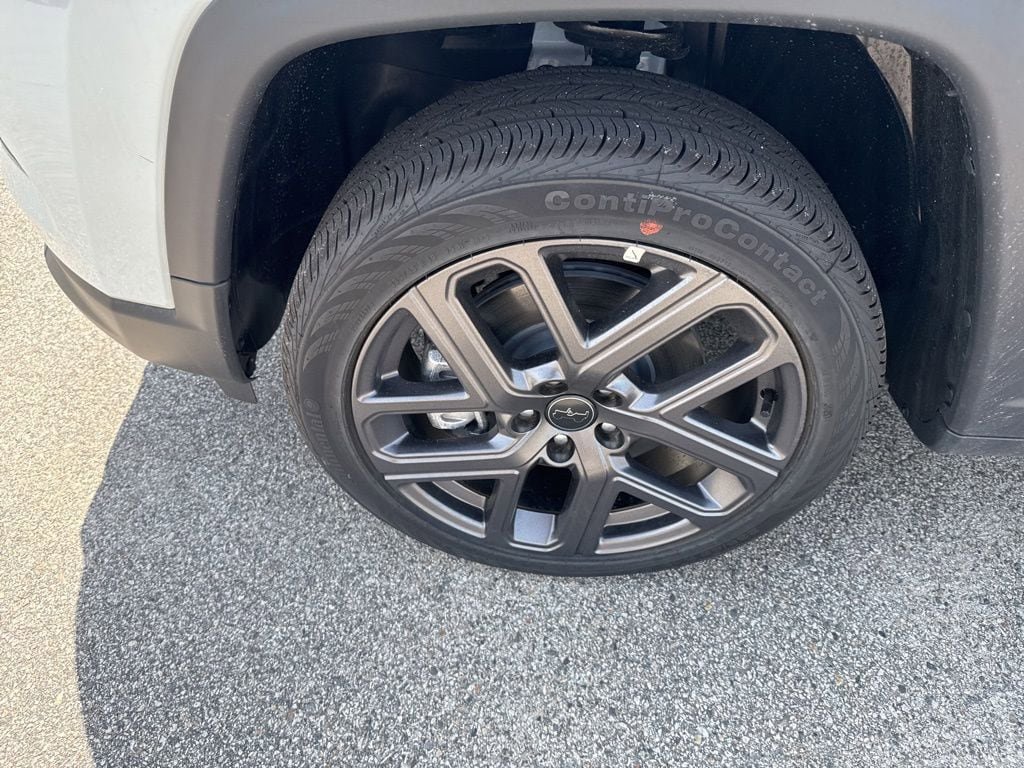 New 2026 Jeep Compass Limited AWD/4WD image 9