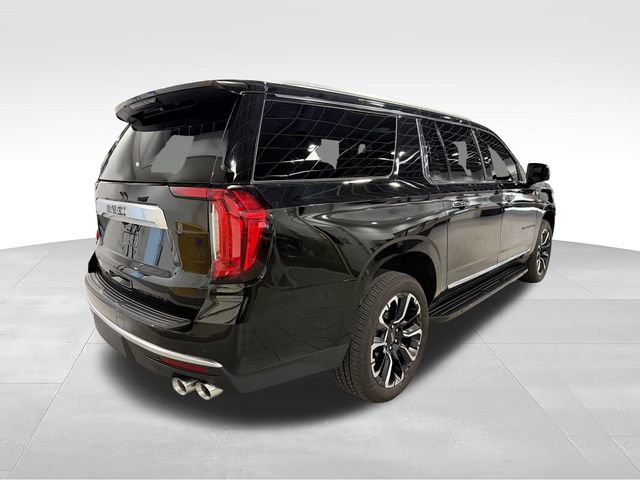 Used 2023 GMC Yukon XL Denali AWD/4WD image 5