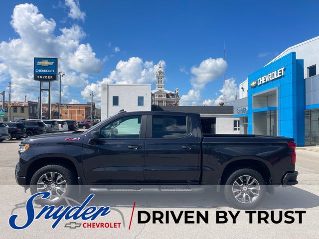 Used 2023 Chevrolet Silverado 1500 RST AWD/4WD image 1
