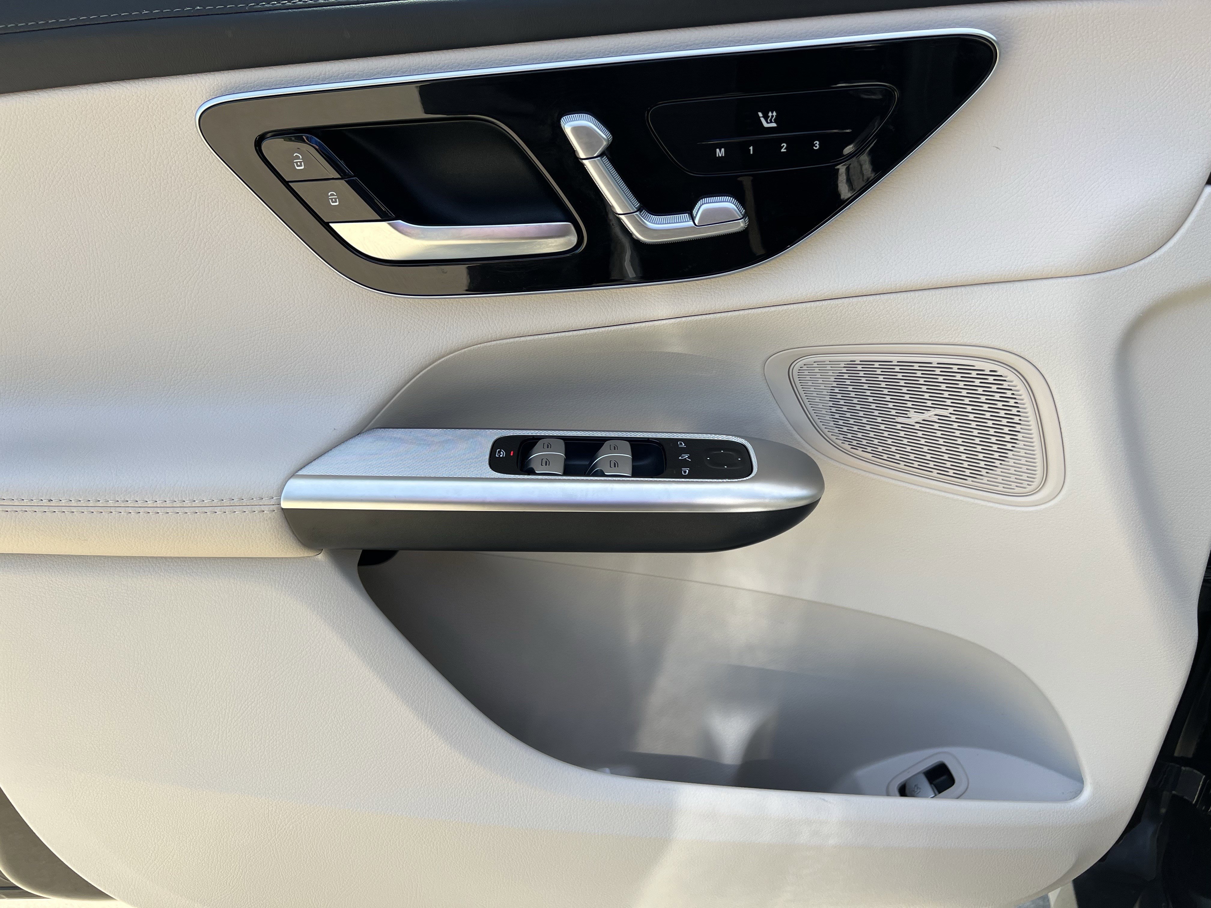 Certified 2024 Mercedes-Benz GLC 300 4MATIC image 14