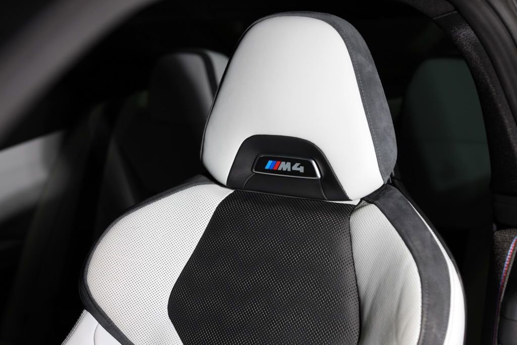 Used 2021 BMW M4 Competition w/ M Carbon Exterior Package image 36