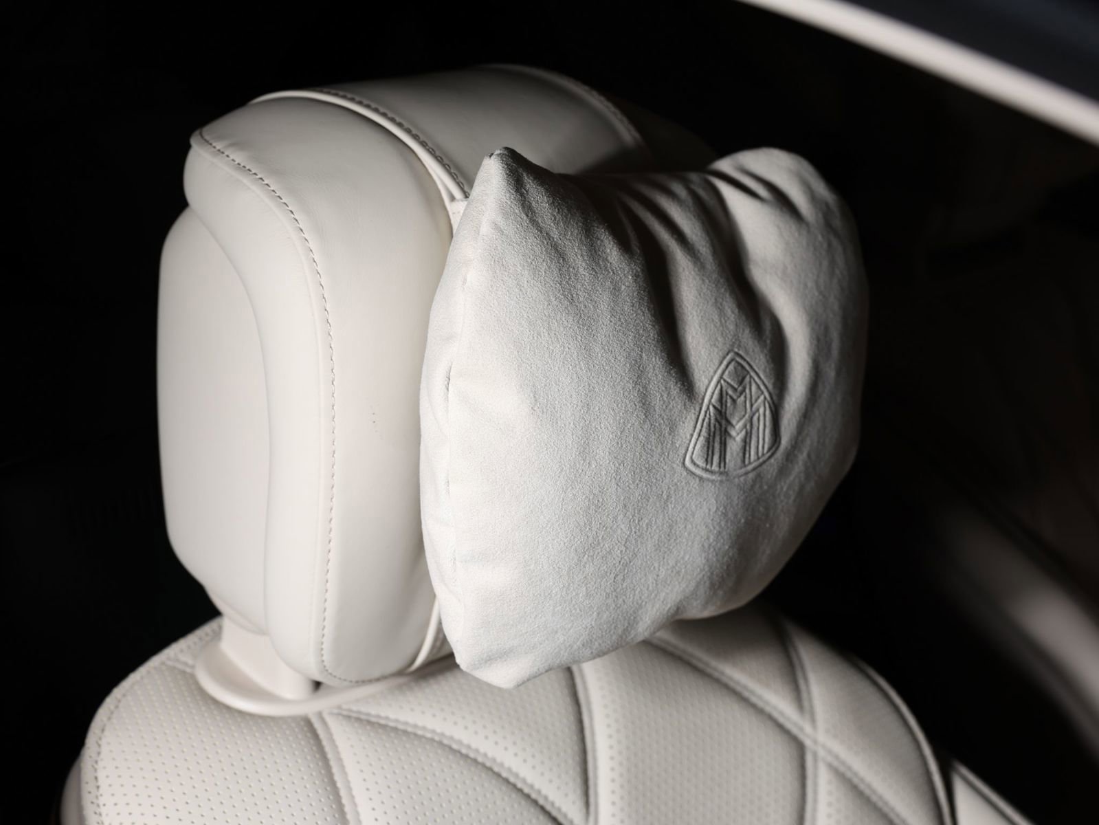 Used 2024 Mercedes-Benz Maybach S 580 4MATIC image 56