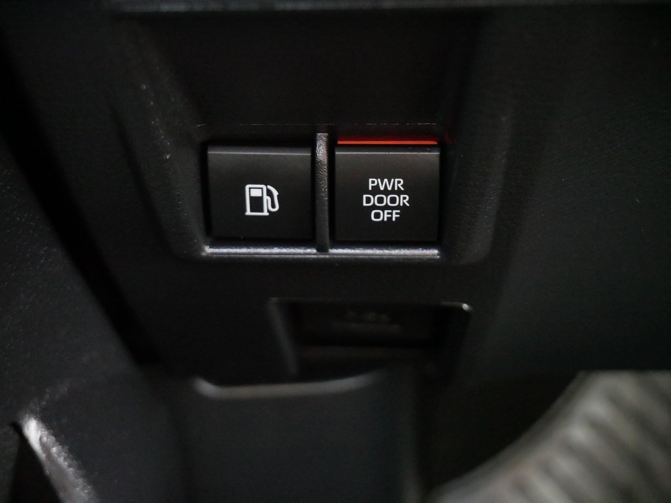 Certified 2026 Toyota Sienna XSE FWD image 26