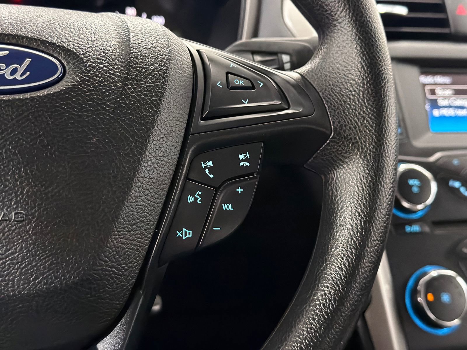 Used 2018 Ford Fusion S image 18