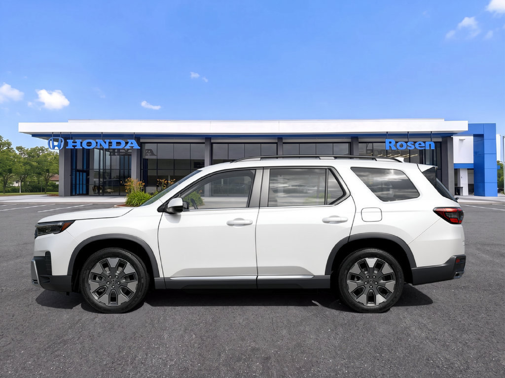New 2026 Honda Pilot Touring image 2