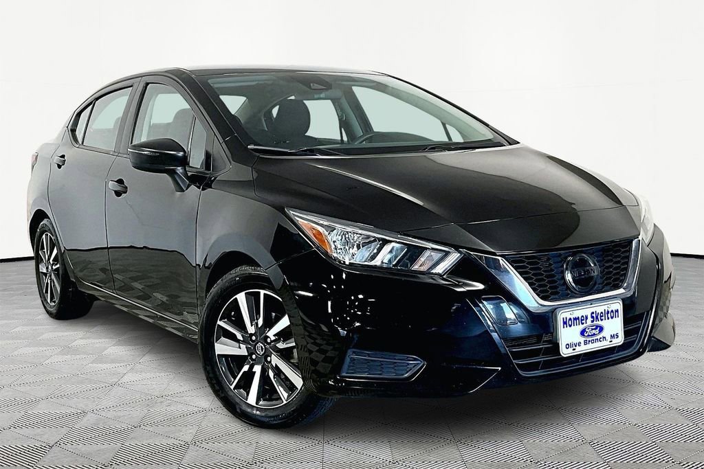 Used 2021 Nissan Versa SV image 1