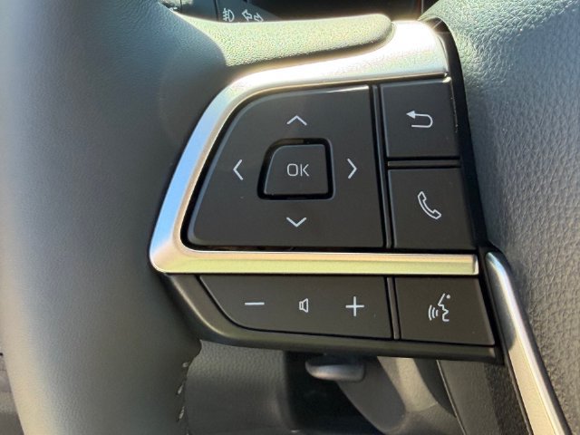 New 2026 Toyota Highlander Platinum AWD/4WD image 12