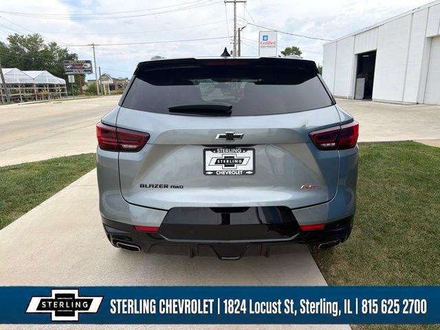 Used 2023 Chevrolet Blazer RS w/ Driver Confidence II Package AWD/4WD image 4