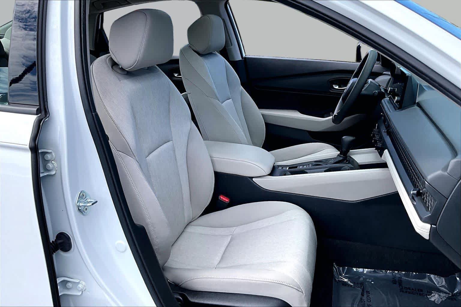 Used 2024 Honda Accord EX image 9