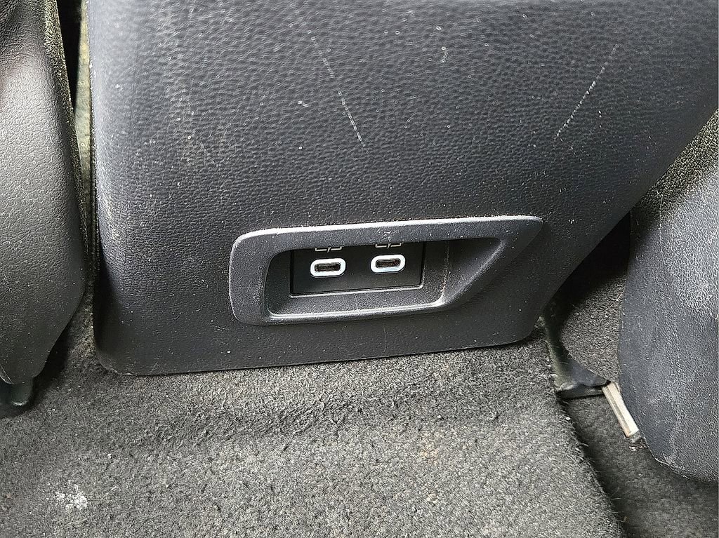 Used 2023 Toyota Corolla Cross LE image 17