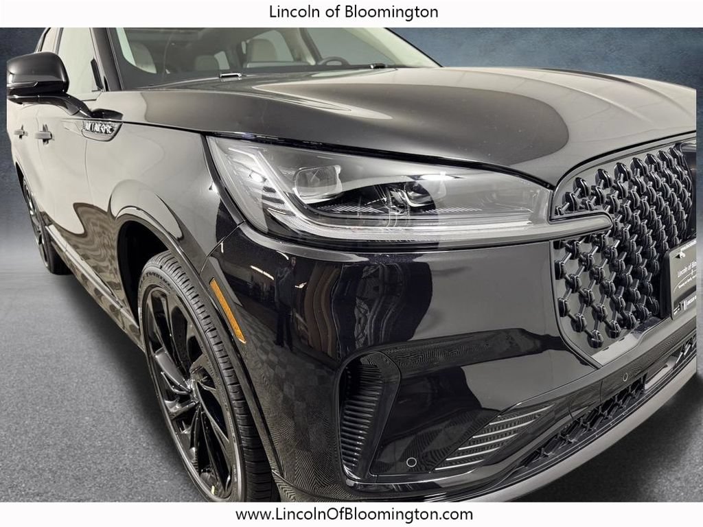 New 2026 Lincoln Aviator Reserve AWD/4WD image 13