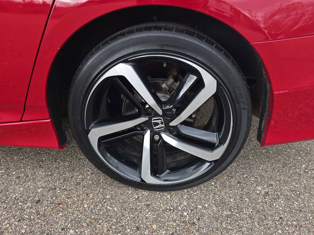 Used 2018 Honda Accord Sport image 33