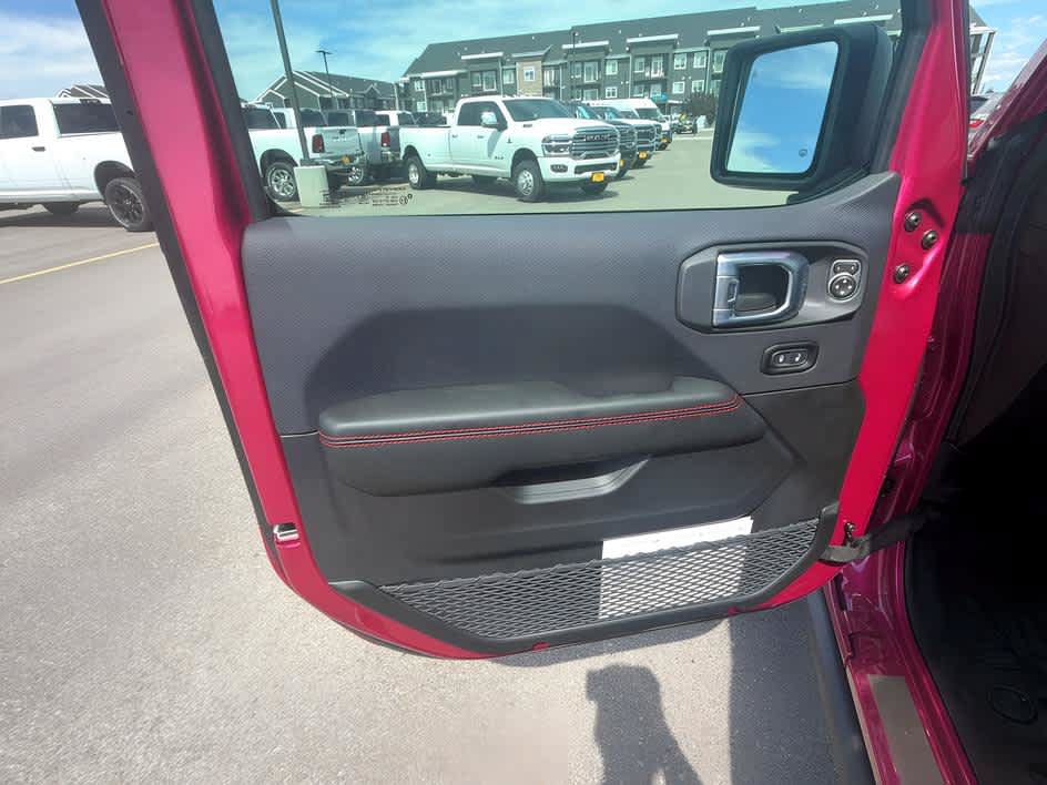 New 2026 Jeep Wrangler Unlimited Rubicon w/ Safety Group AWD/4WD image 9