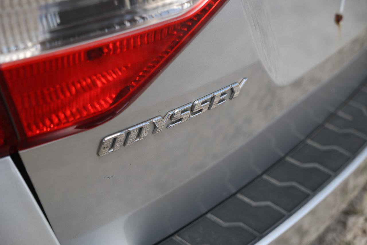 Used 2011 Honda Odyssey EX-L image 37