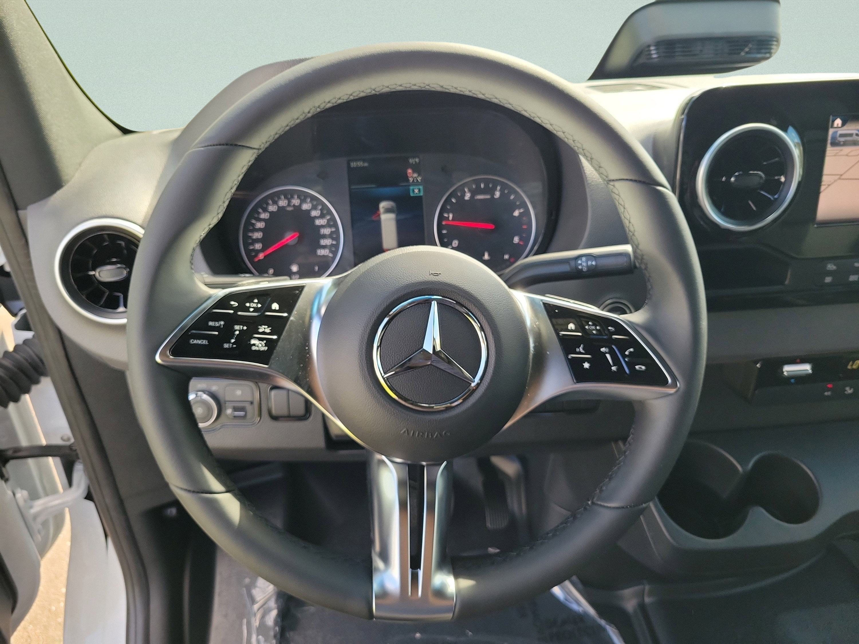 Used 2026 Mercedes-Benz Sprinter 2500 image 18