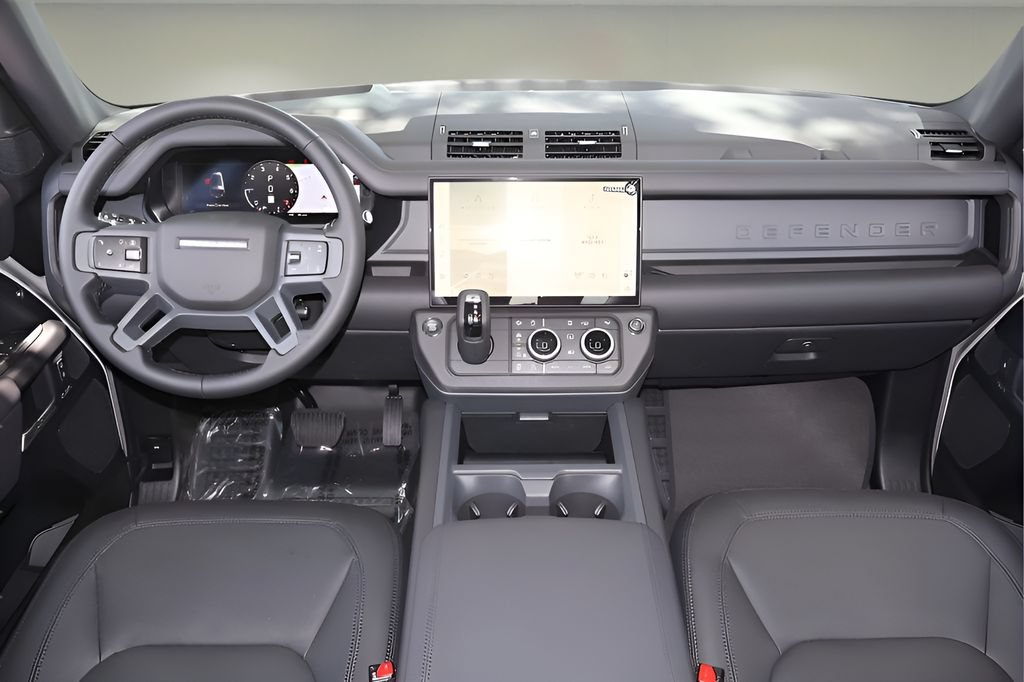 New 2026 Land Rover Defender 130 X-Dynamic SE AWD/4WD image 13