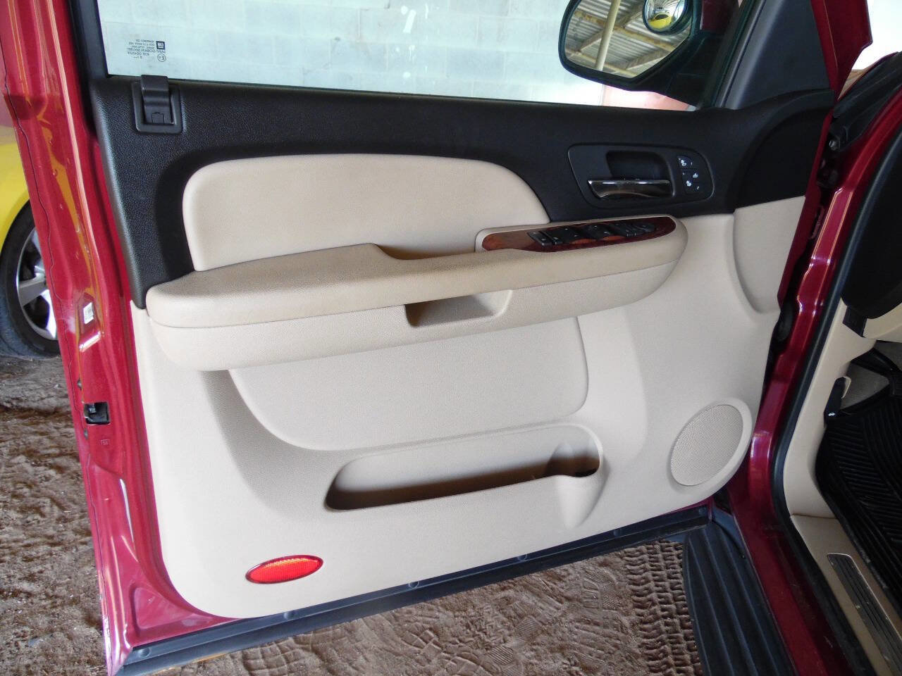 Used 2007 Chevrolet Tahoe LT w/ LT Preferred Equipment Group image 24