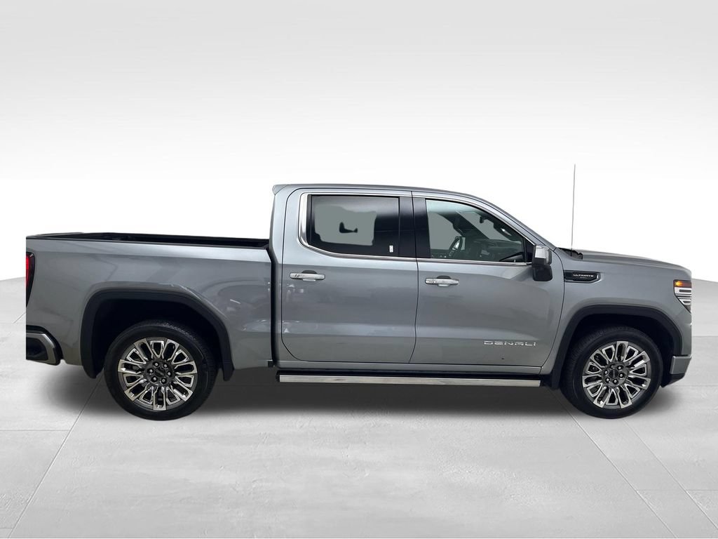Used 2023 GMC Sierra 1500 Denali Ultimate AWD/4WD image 6