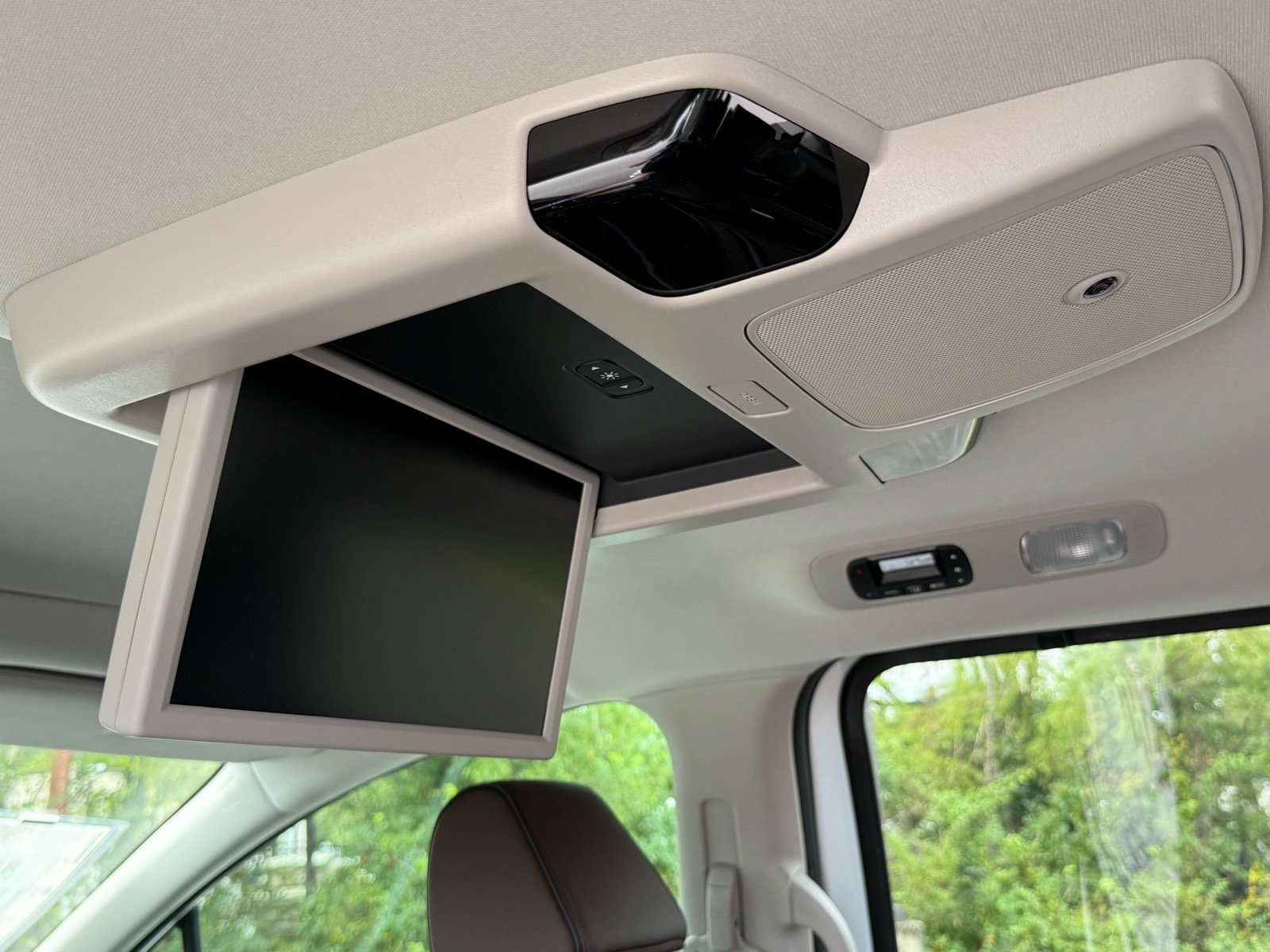 New 2027 Honda Odyssey Elite image 8