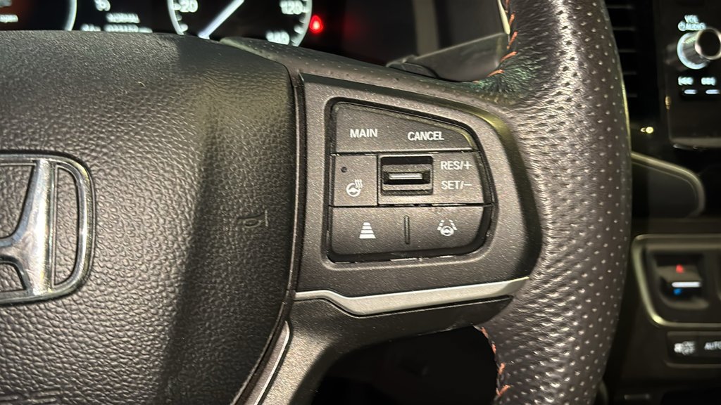 Used 2025 Honda Ridgeline TrailSport image 17