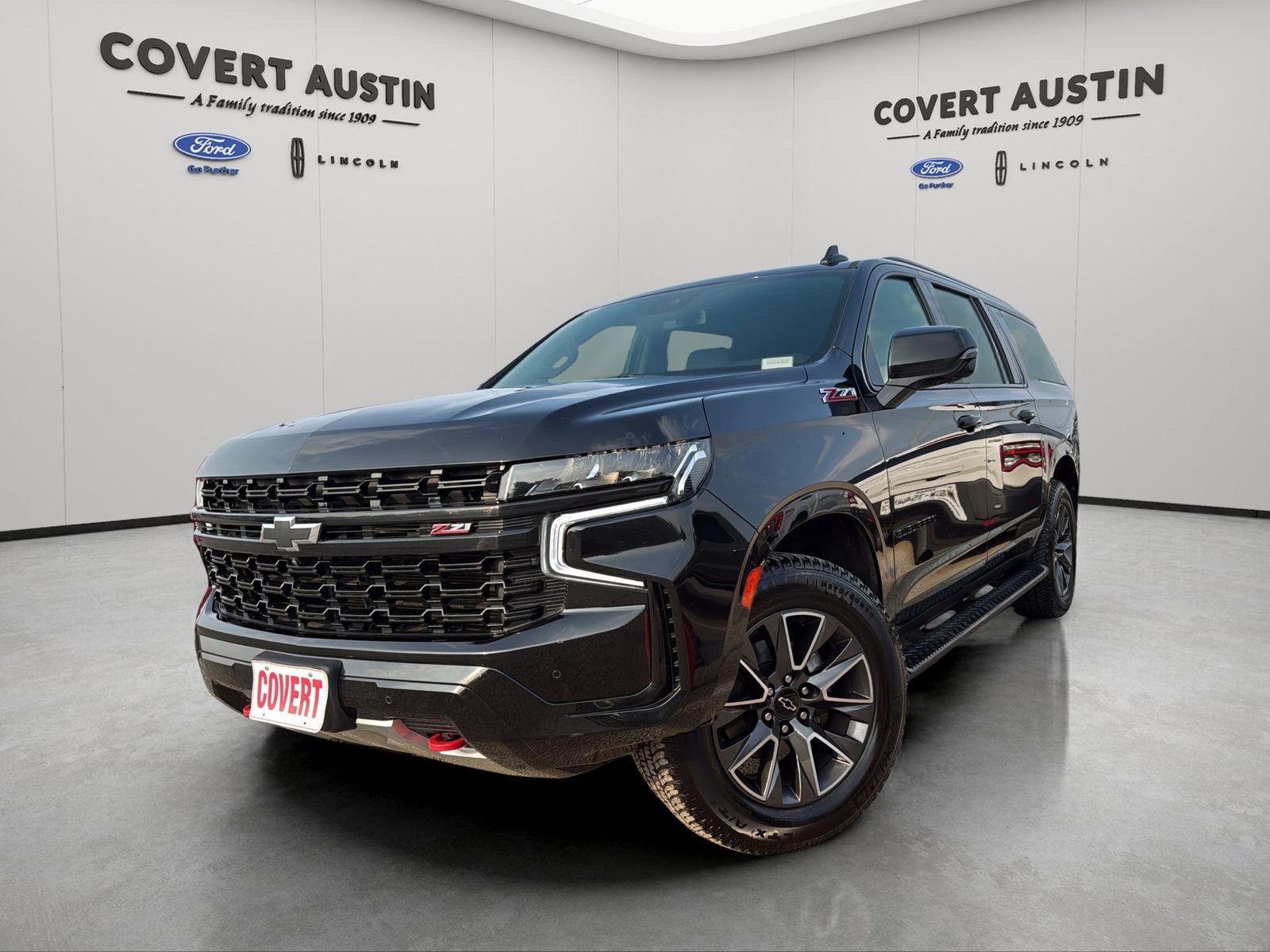 Used 2023 Chevrolet Suburban Z71 w/ Luxury Package AWD/4WD image 1