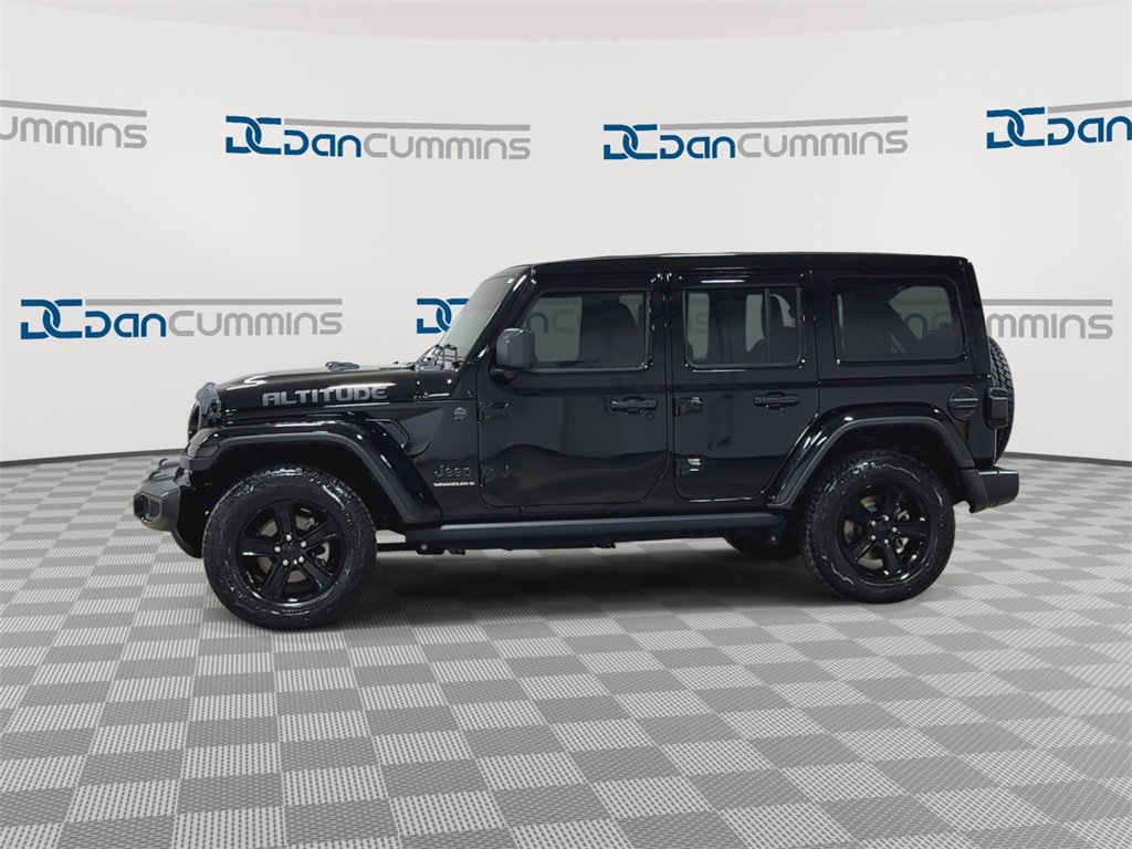 Used 2023 Jeep Wrangler Altitude image 6