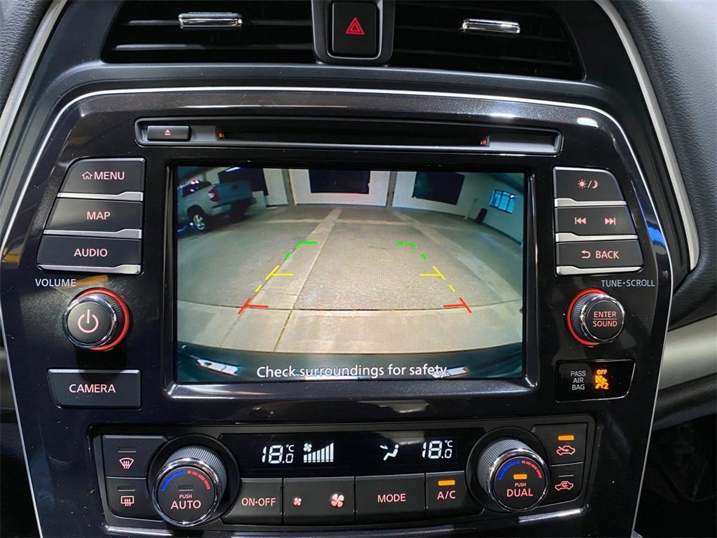 Used 2023 Nissan Maxima SL image 30
