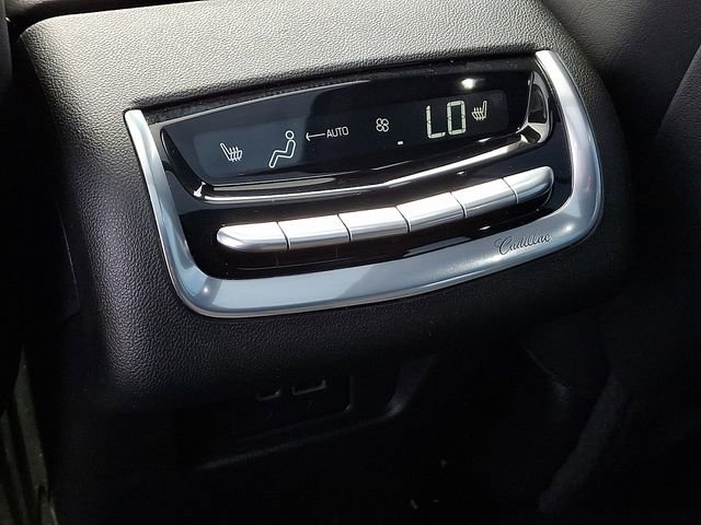 Certified 2025 Cadillac XT6 Premium Luxury w/ LPO, Floor Liner Package image 9