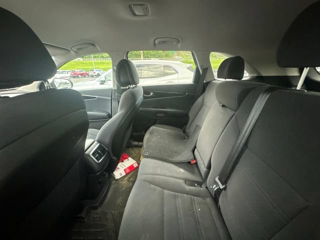 Used 2016 Kia Sorento FWD image 9