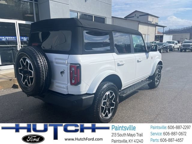 Used 2024 Ford Bronco Outer Banks AWD/4WD image 3