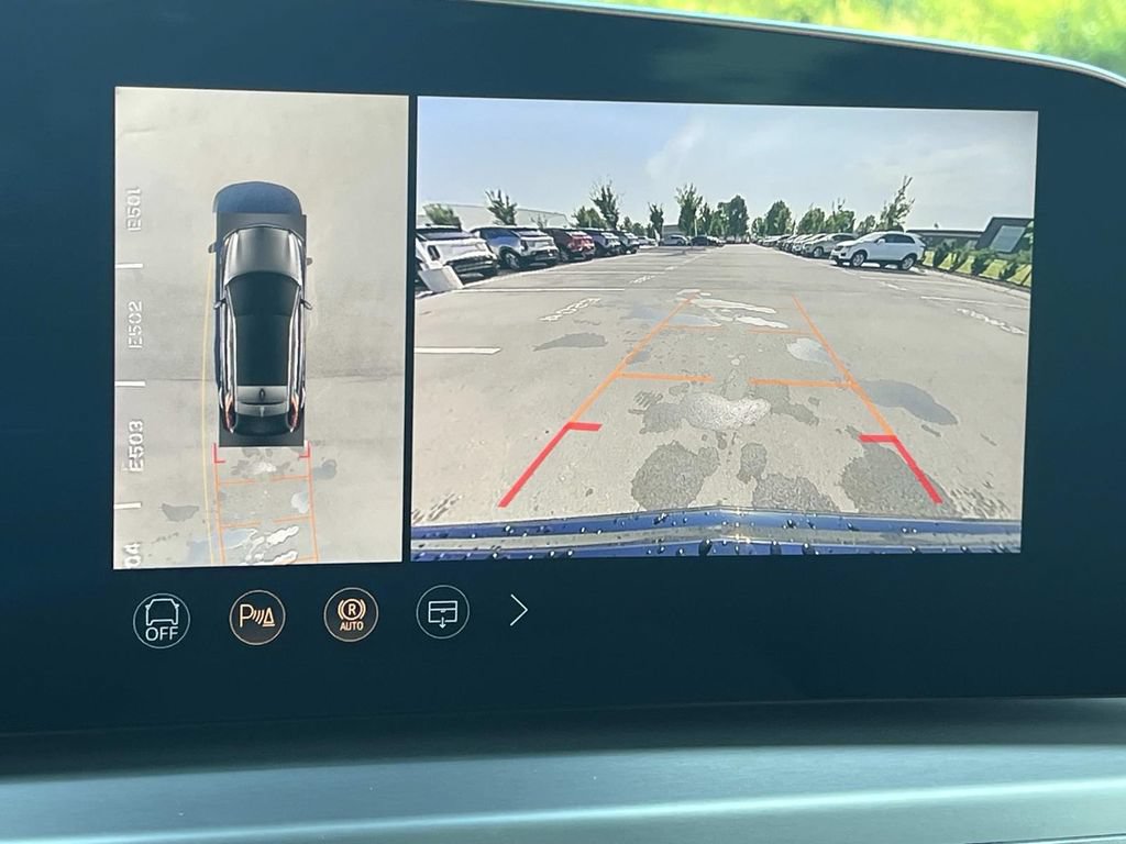 New 2026 Cadillac Lyriq Signature Sport RWD image 33