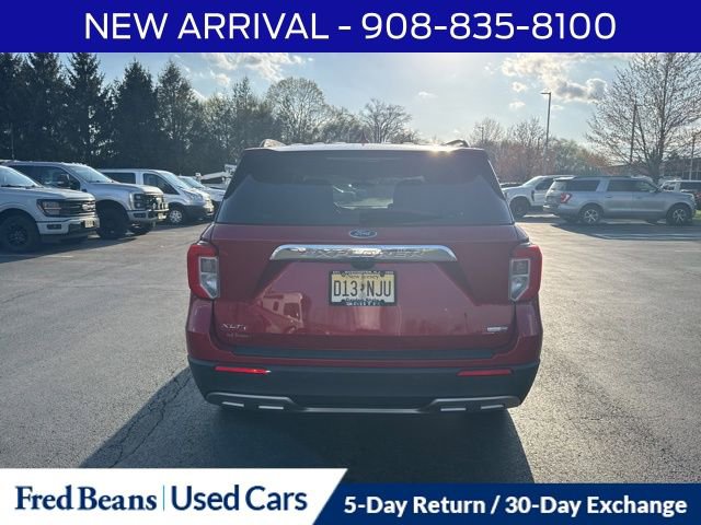 Used 2020 Ford Explorer XLT w/ Equipment Group 202A image 7