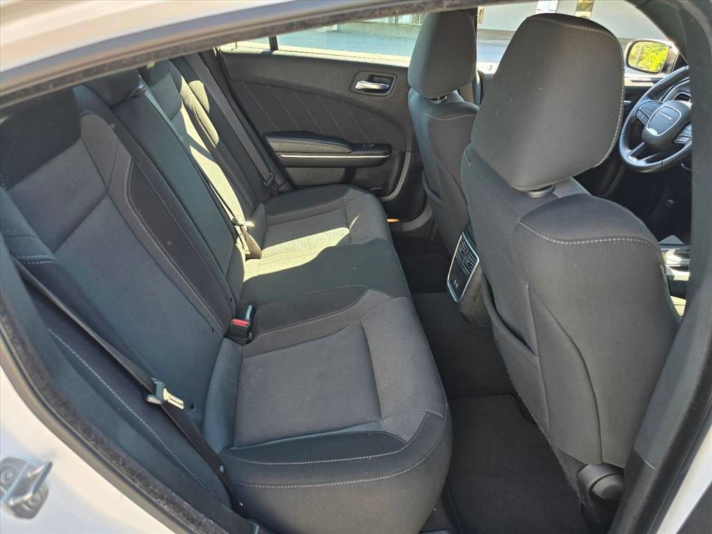 Used 2022 Dodge Charger SXT RWD image 13