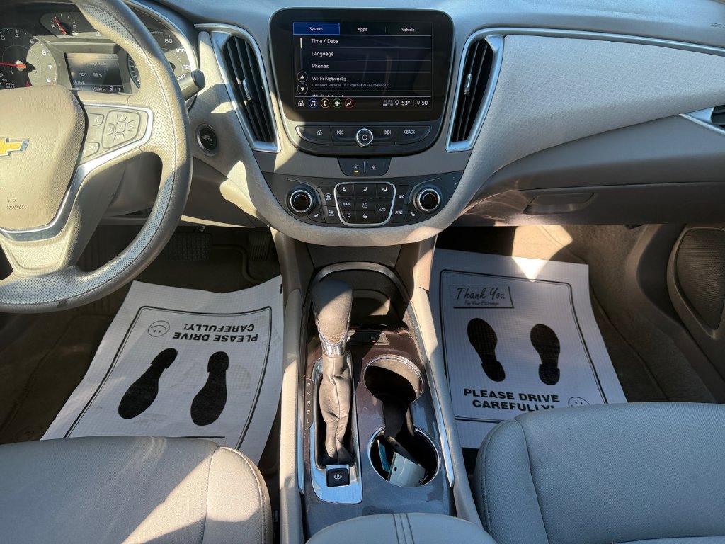 Used 2025 Chevrolet Malibu LT FWD image 11
