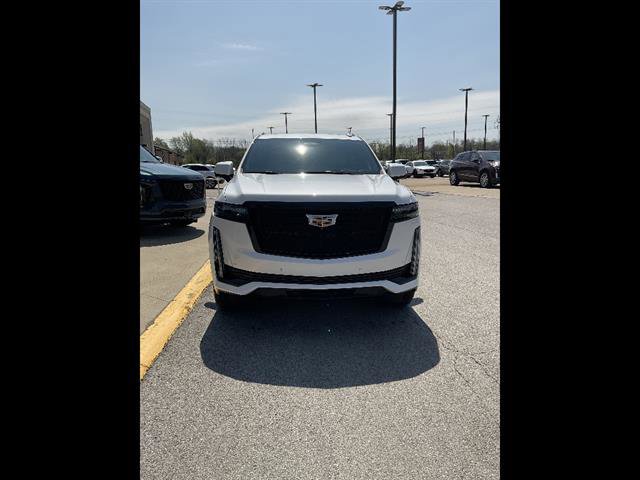 Used 2022 Cadillac Escalade ESV Sport w/ Touring Package image 2