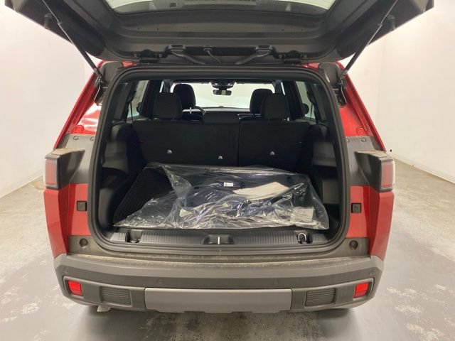 Used 2026 Jeep Cherokee Laredo AWD/4WD image 25