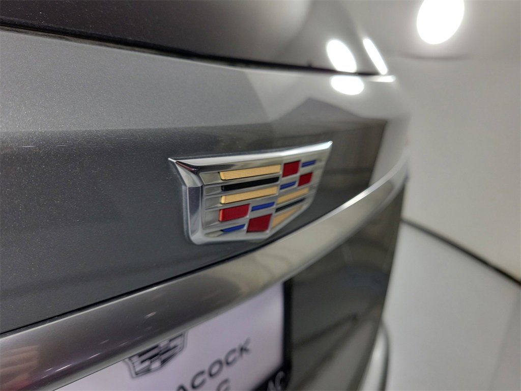 Certified 2025 Cadillac XT6 Premium Luxury image 6
