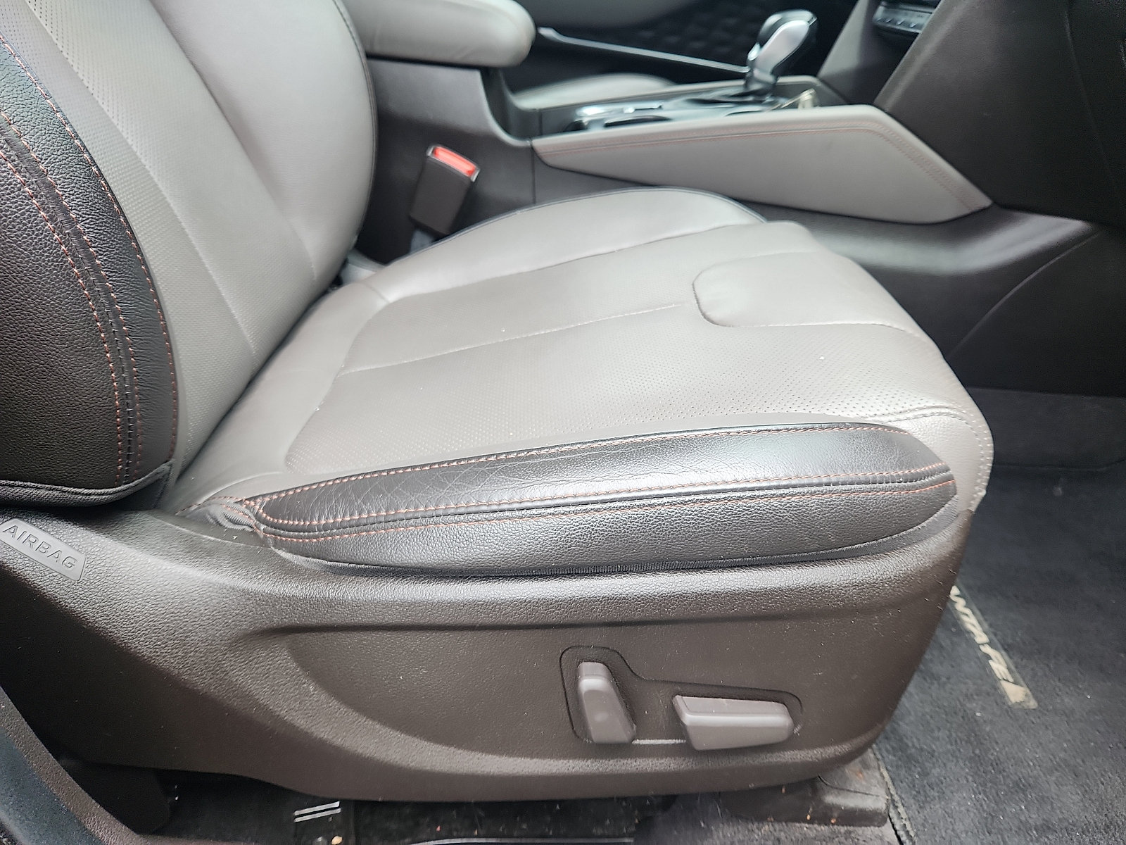 Used 2020 Hyundai Santa Fe Limited w/ Cargo Package AWD/4WD image 33