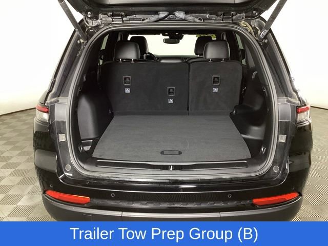 Used 2022 Jeep Grand Cherokee Altitude image 9