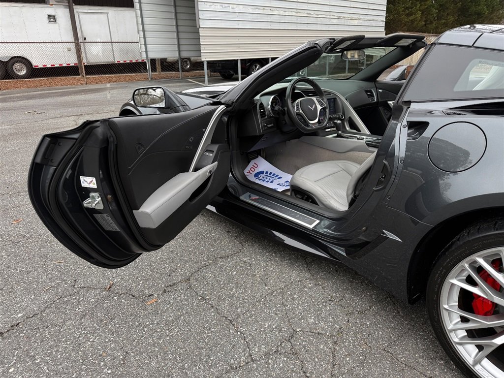 Used 2018 Chevrolet Corvette Z06 RWD image 61