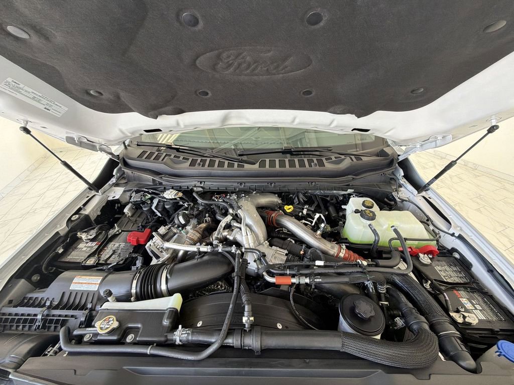 Used 2026 Ford F450 Lariat AWD/4WD image 31