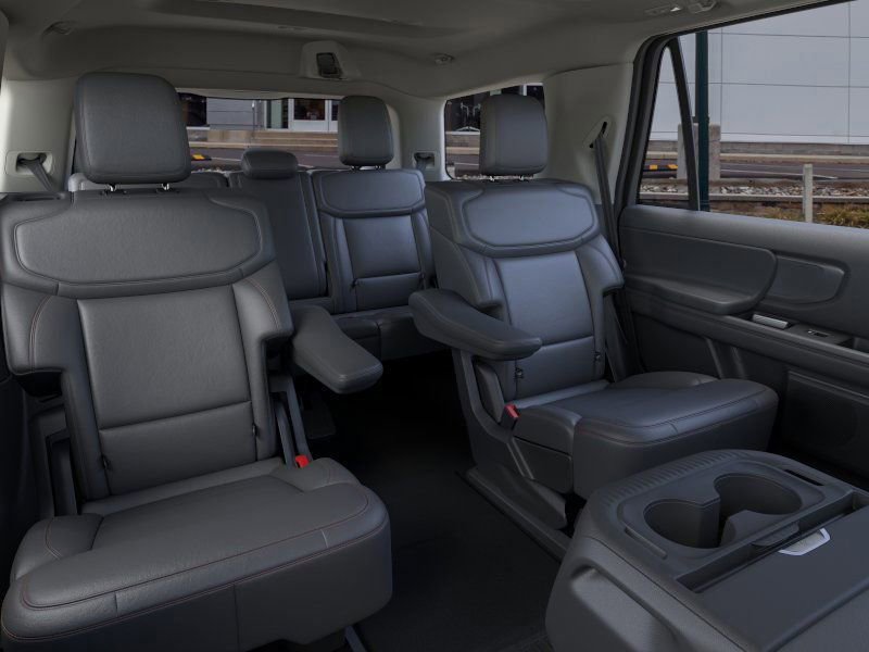 New 2025 Ford Expedition Active image 11