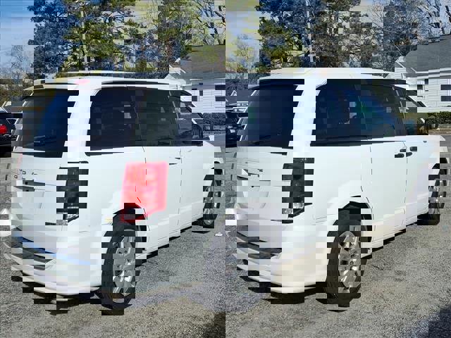 Used 2019 Dodge Grand Caravan SE FWD image 10